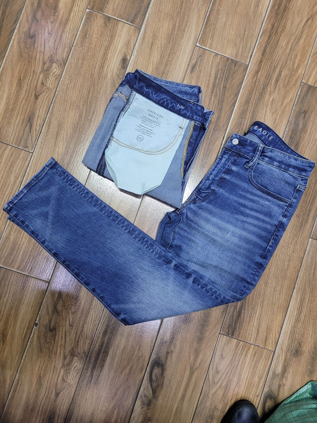 Men's American Eagle Slim-Fit Medium-Wash Jeans